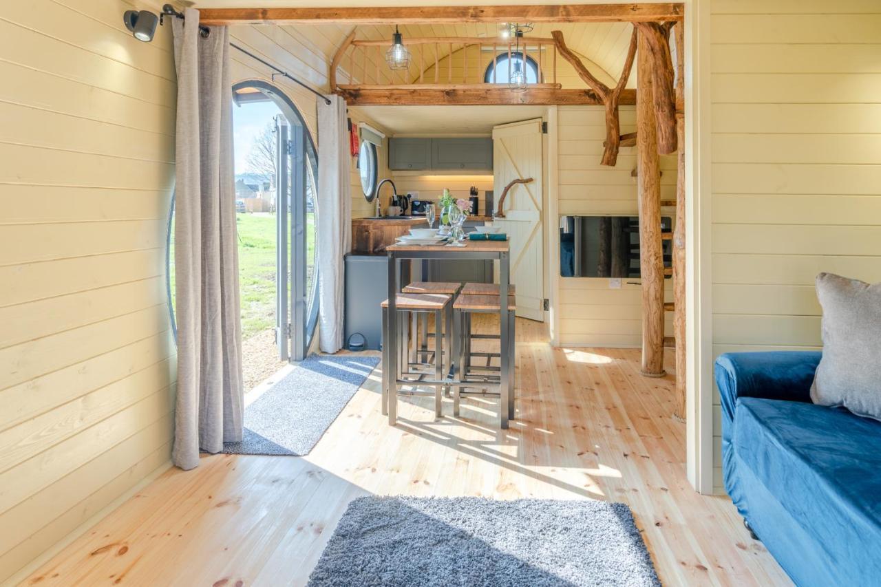 Вилла Laburnum Farm Estate Alderton  Экстерьер фото